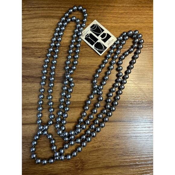 Nwt- endless possibilities- long strand gray faux pearl necklace- multi wear - Picture 2 of 3